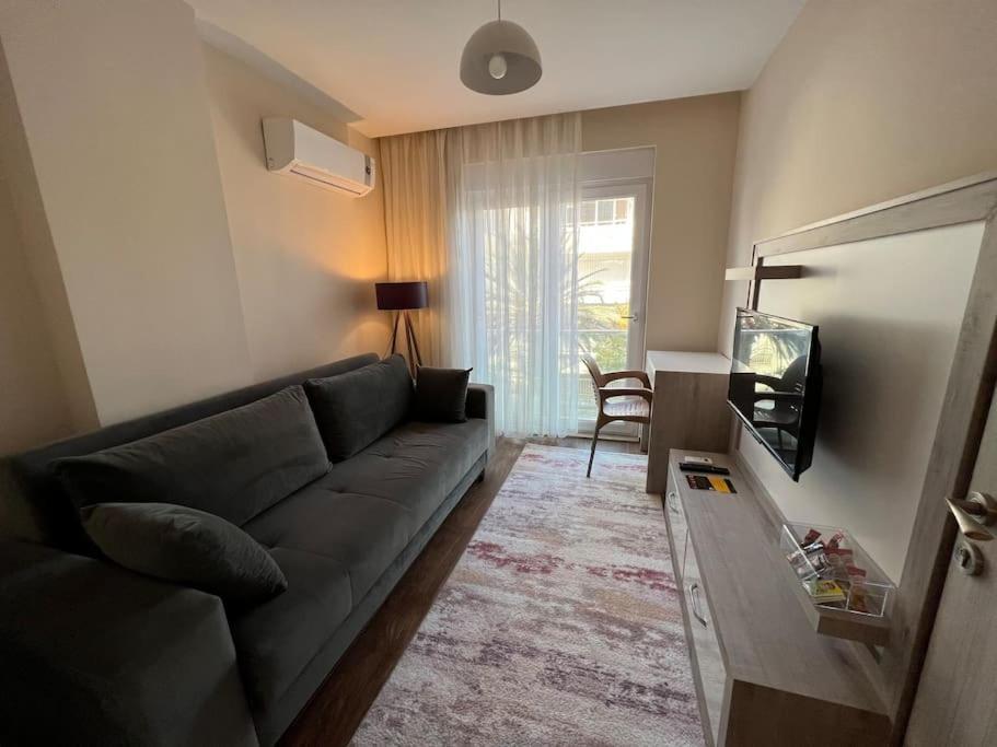 Merkezi, Sik, Denize 3 Km Kueltuer Kafeler Cad. 2 Dk '13' Appartement *